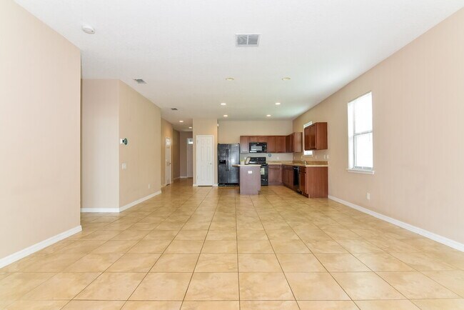 10615 55th Ct E