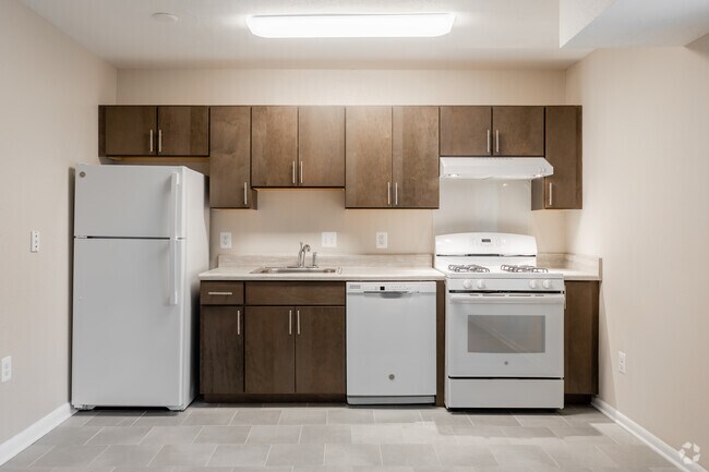 0BR, 1BA - 550SF - Randle Hill Apartments