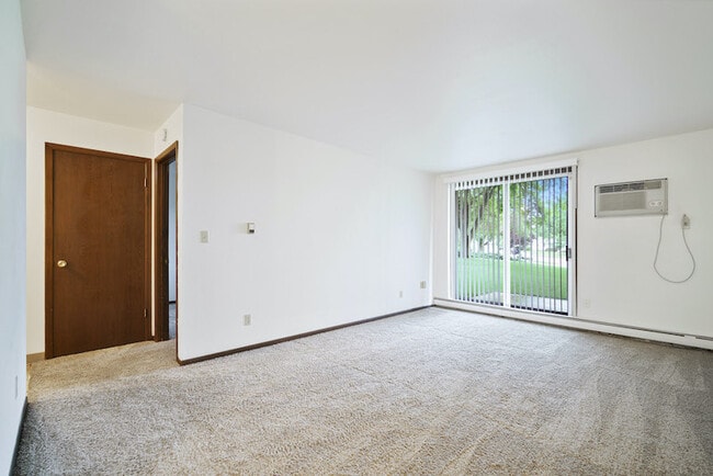 Marquette Highland Apts, LLC