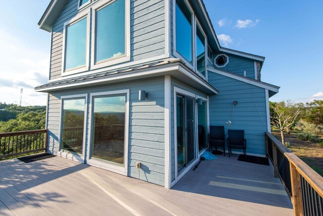 Photo - 461 Naked Indian Trail Unit ID1351224P