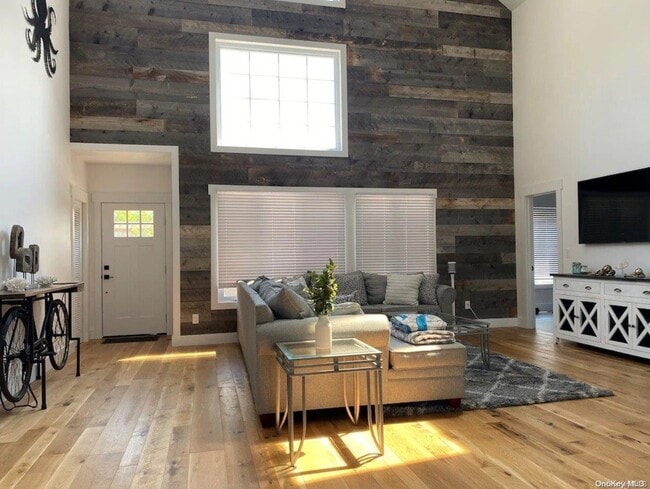 Photo - 285 Cottage Walk