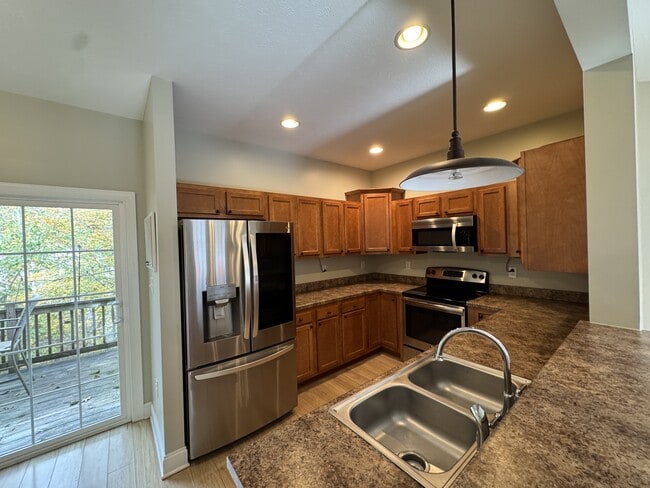 Photo - 1029 Olivia Wy