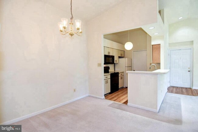 Photo - 7705 Lafayette Forest Dr Unidad 33