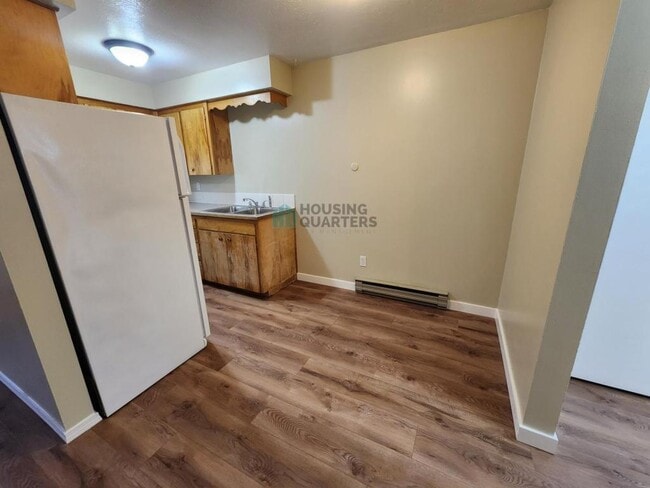 Photo - 2014 W Broadway Ave