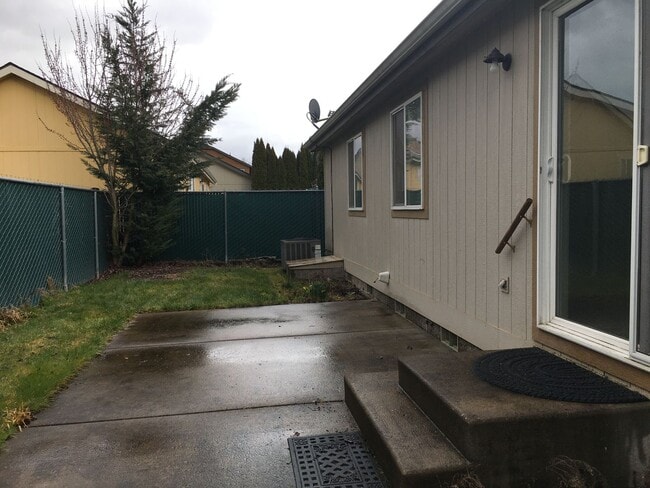 Photo - 5293 Bridgewater Dr