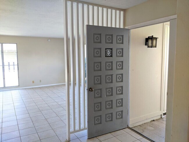 Photo - 323MUR Unidad SFD