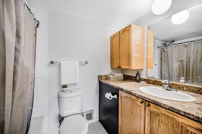 Photo - Davenport Apartments