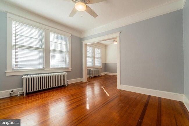 Photo - 928 19th St S