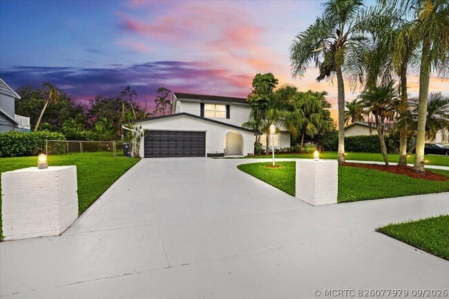 3179 Hoylake Rd
