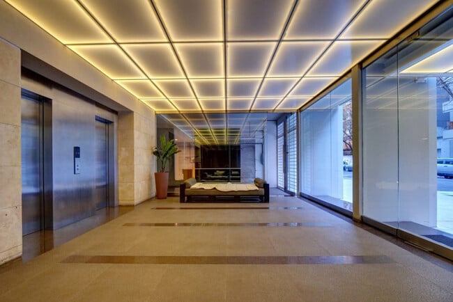 Photo - 11235-11105 105 Ave NW Unit SI ID1227720P
