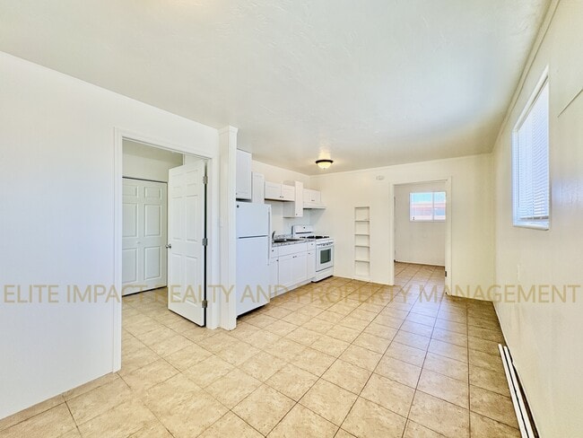 Photo - 2466 N Treat Ave