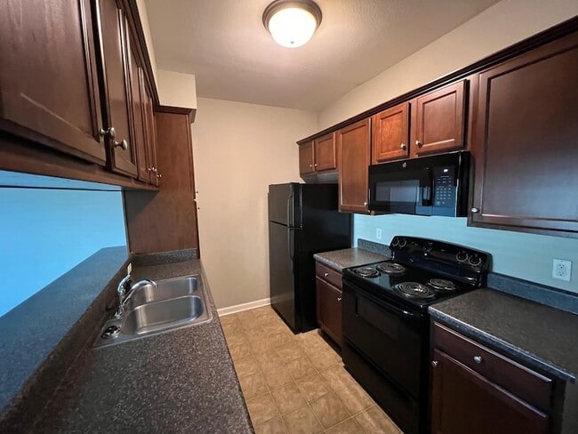 Photo - 1955 Bloomington Ave