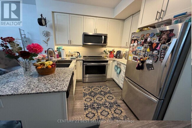 Photo - 1050 Main St E Unit 218