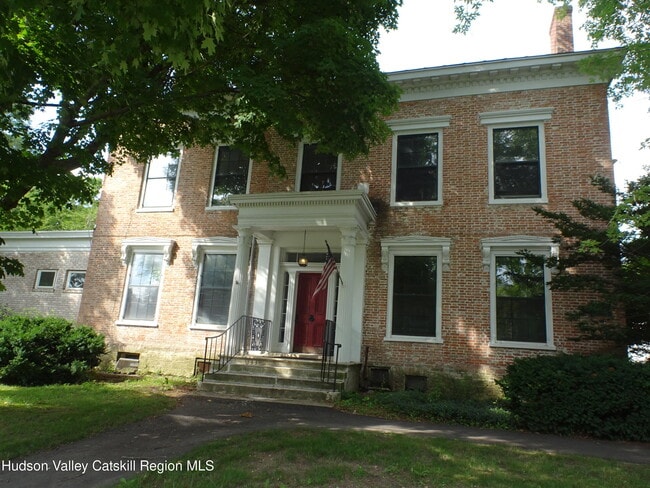 Building Photo - 549 NY-23B