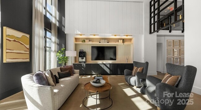 Photo - 704 W Tremont Ave Unit A1