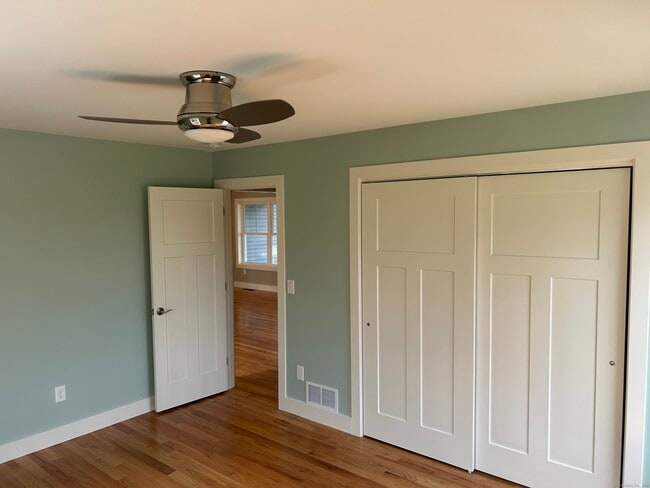 Photo - 183 Knowlton Hill Rd