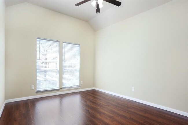 Photo - 6214 Southcott Ct