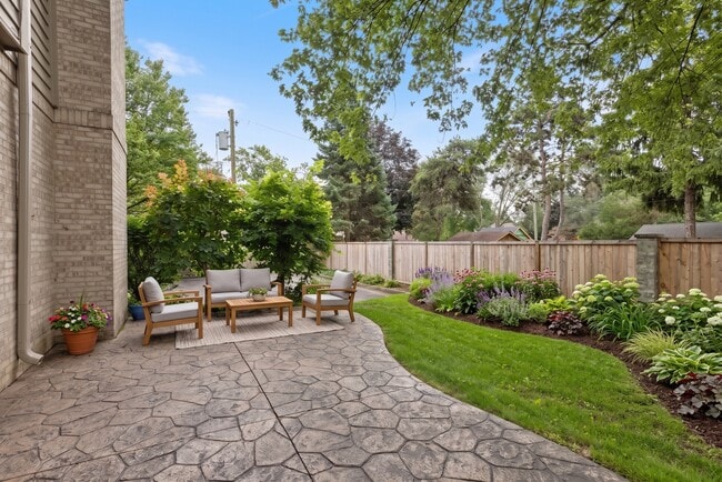 Photo - 1829 Wilmette Ave