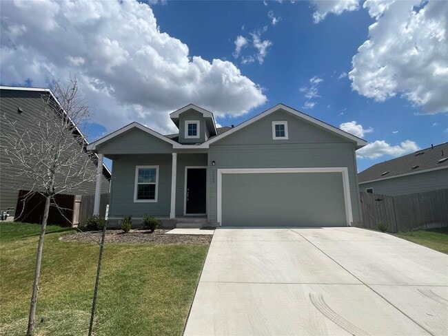 Building Photo - 133 Akela Wy