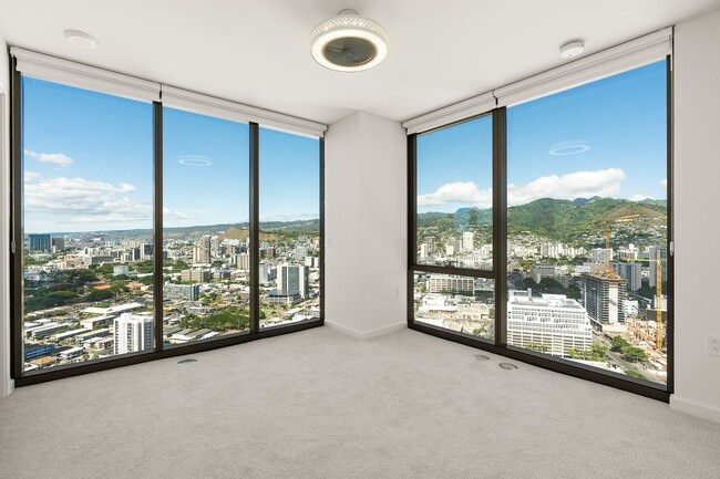 Building Photo - High-Floor Corner 2BR/2BA/2PK | Floor-to-C... Unit 3811 Rental