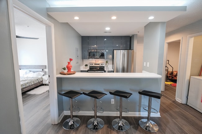 Photo - 1241 University Ct Unidad 002