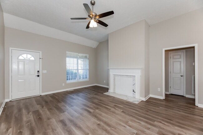 2813 Meadow Gln