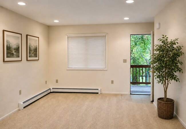 Photo - 1319 Walnut St