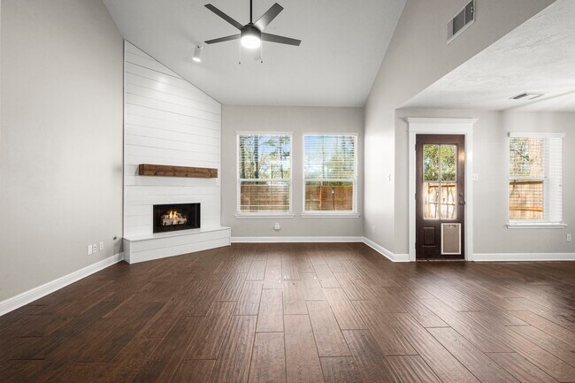 Photo - 7 Delta Mill Ct