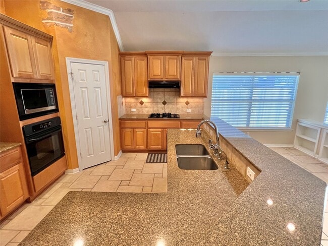 Photo - 11712 Summer Brook Ct