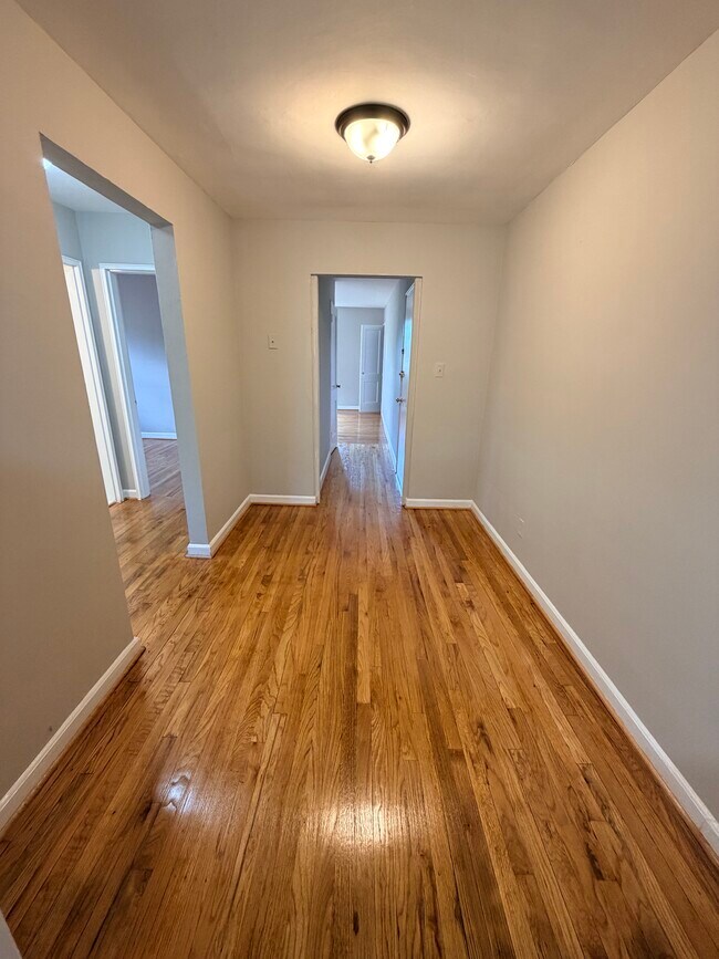 Photo - 7805 Lockney Ave Unit 202