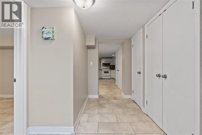 Photo - 282 ROSSINI LOWER