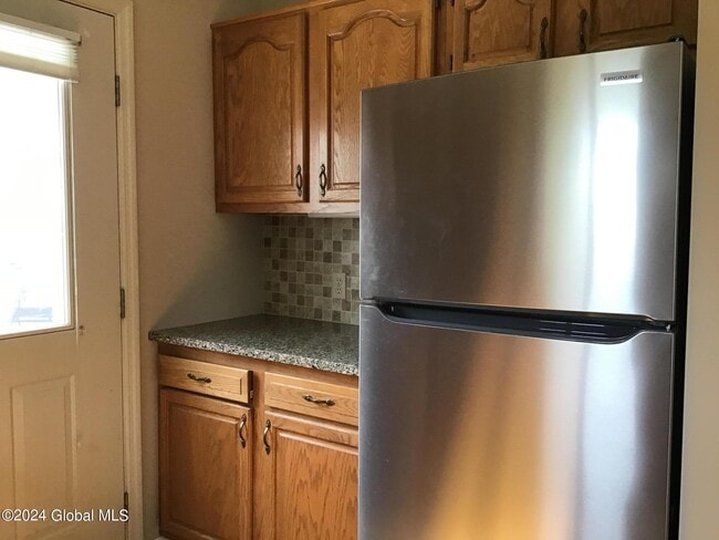 Photo - 16 Krieger Ln