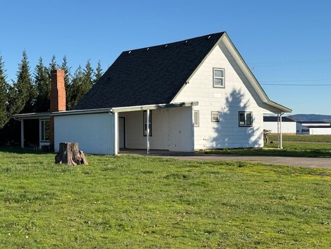 Photo - 3 Bedroom Farm Home for Rent Dundee OR