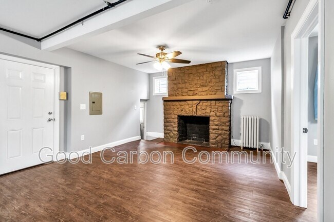 618 Elmwood Ave Unit 3