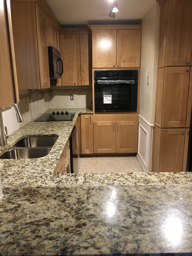Photo - 2714 Shady Grove Dr Townhome