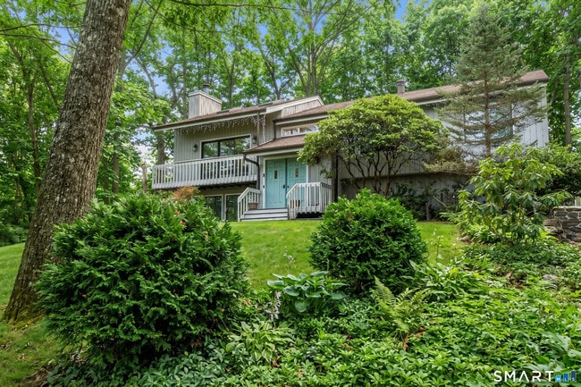 520 Walnut Tree Hill Rd