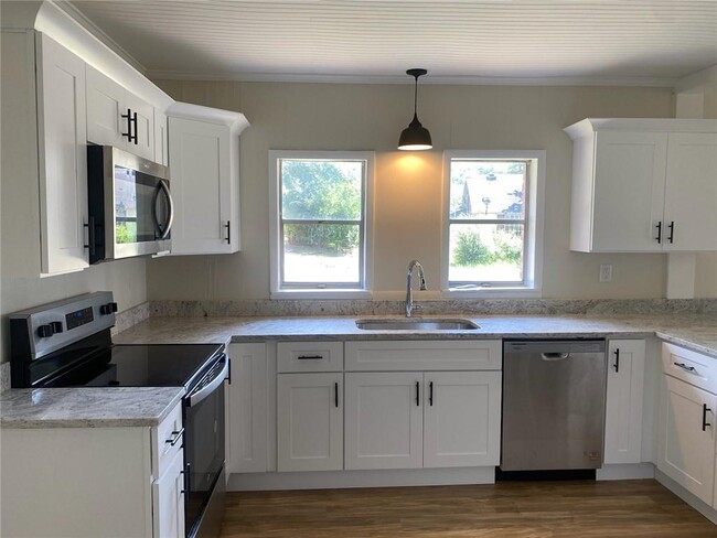 Photo - 9070 Tanner Williams Rd