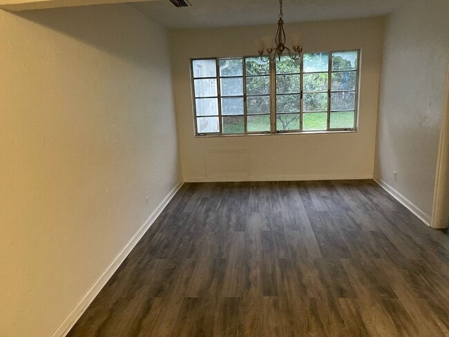 Photo - Beautiful fully remodeled home!