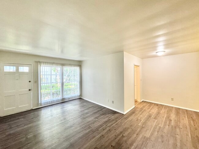Photo - 131 Normandie Ave Unit 2A