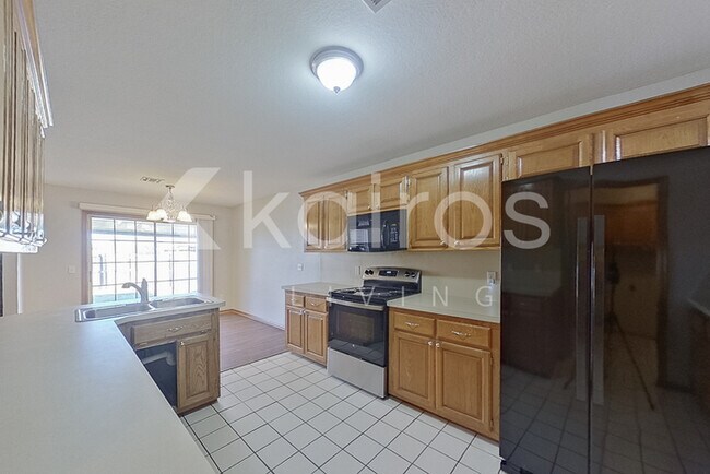 Photo - 604 Eastview Dr