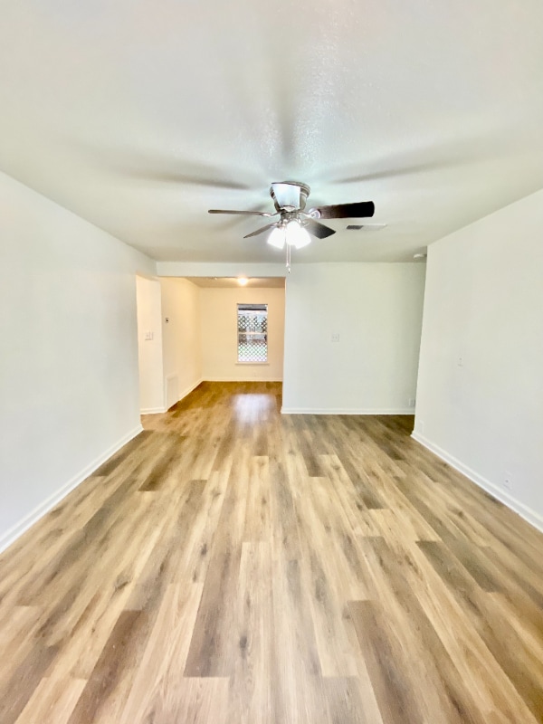 Photo - 408 Faris St