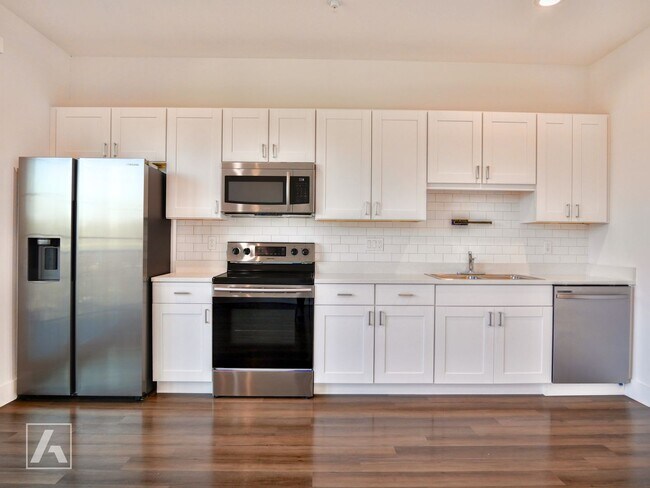 Photo - 201 S Sanford Ave Unit 202
