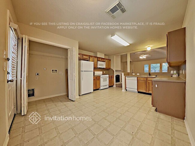 Photo - 153 Rodeo Dr