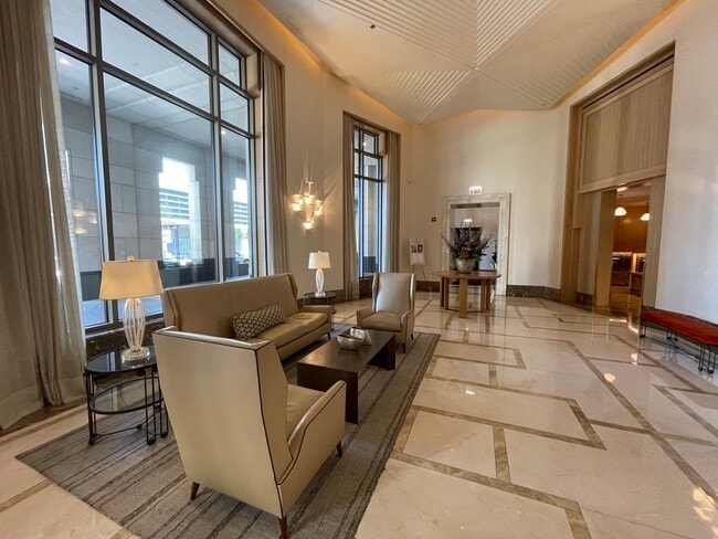 Photo - 514 N Peshtigo Ct Unit 2407