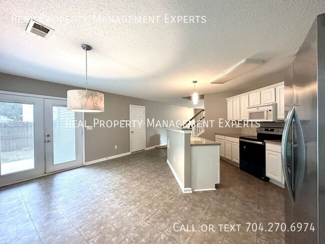 Photo - 14034 Pinyon Pine Ln