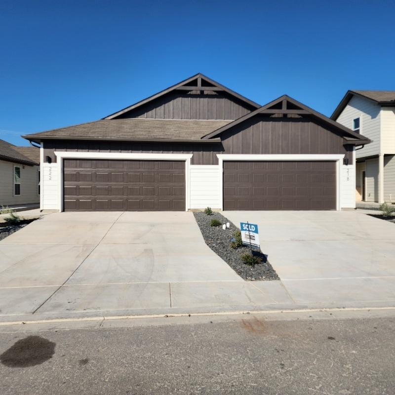Photo - 222 Nespral Dr