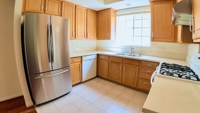 Photo - Beautiful 3 Story Townhouse with Roof Deck and Parking in Culver City!