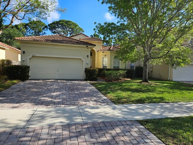 Photo - 6212 Spring Lake Terrace