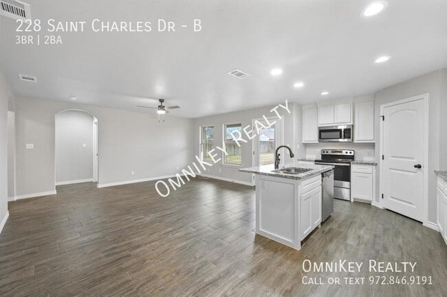 Photo - 228 St Charles Dr Unit B