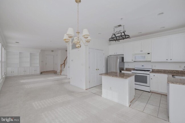 Photo - 5108 English Terrace Unit 104